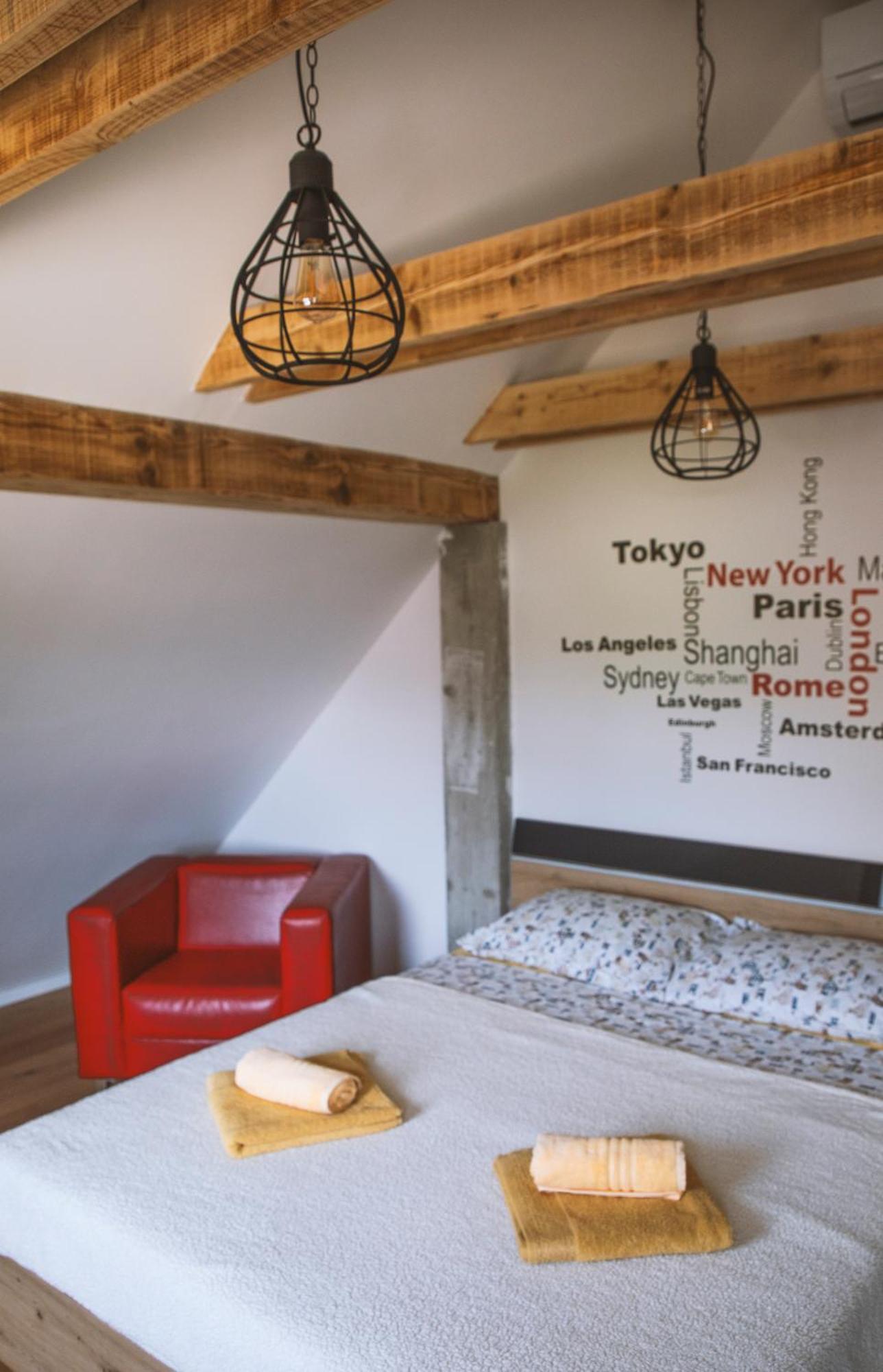 4 Sheeps Apartments Bovec Bagian luar foto